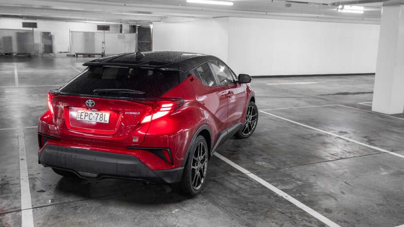 2022 Toyota C-HR GR Sport hybrid review-1
