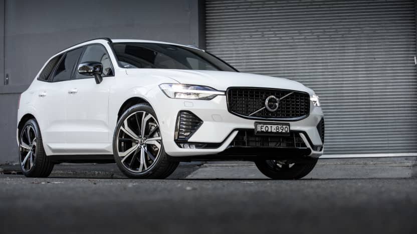 2022 Lexus NX350 v 2022 Volvo XC60 comparison-0