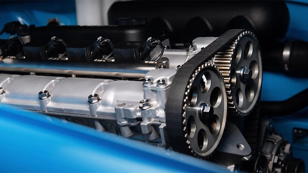 The Volvo P1800 Cyan's new four-cylinder engine