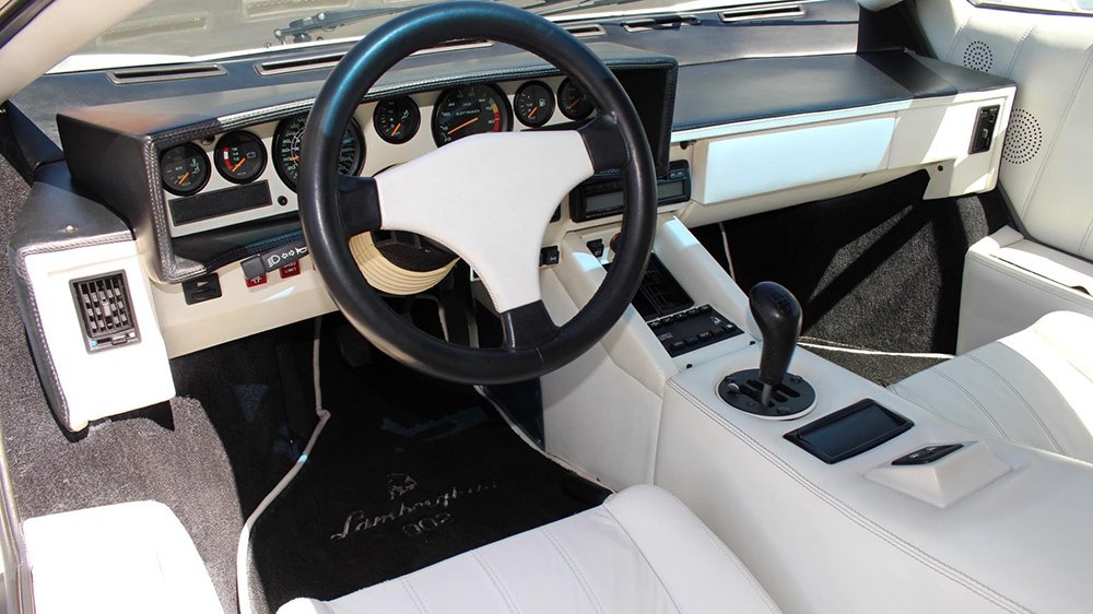 Inside the 1989 Lamborghini Countach 25th Anniversary Edition