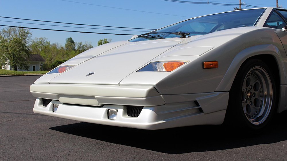 A closeup of the 1989 Lamborghini Countach 25th Anniversary Edition's front fascia