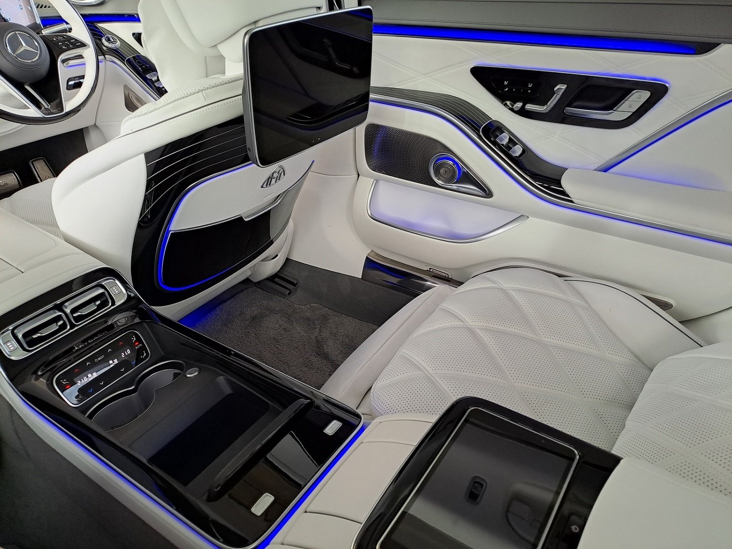 Mercedes-Maybach interior