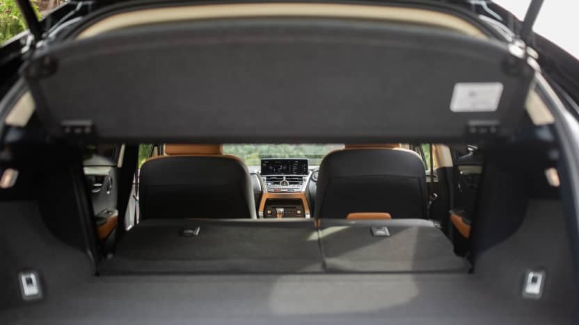 2022 Lexus NX250 v 2020 Lexus NX300: Old vs new comparison-1