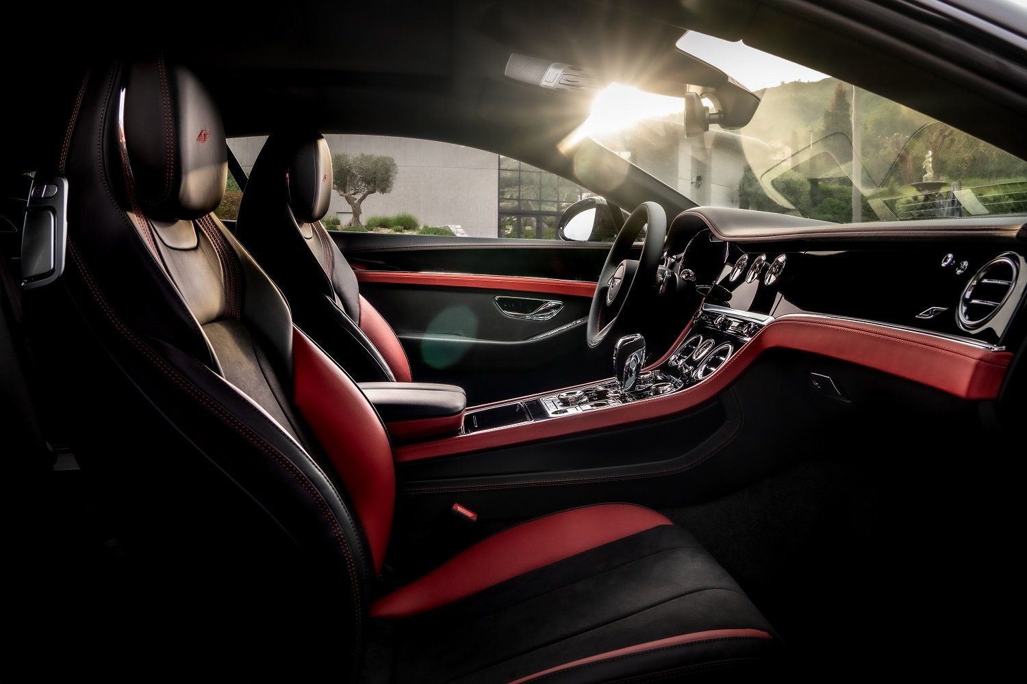 Bentley Continental GT S revealed