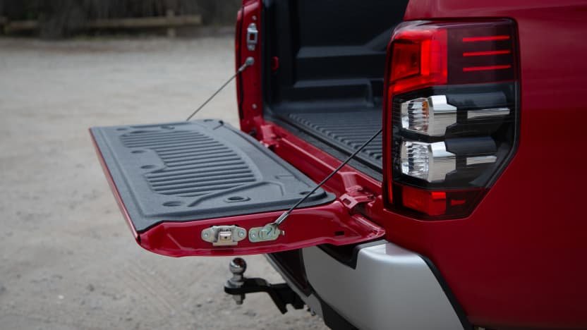 2022 Great Wall Motors Ute Cannon-X v Mitsubishi Triton GLS 4×4 dual-cab comparison-0