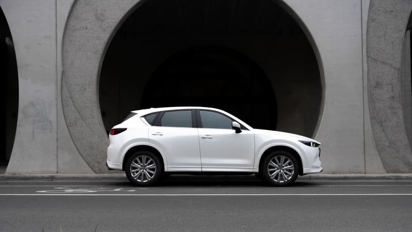 2022 Hyundai Tucson Highlander N Line v 2022 Mazda CX-5 Akera comparison-0