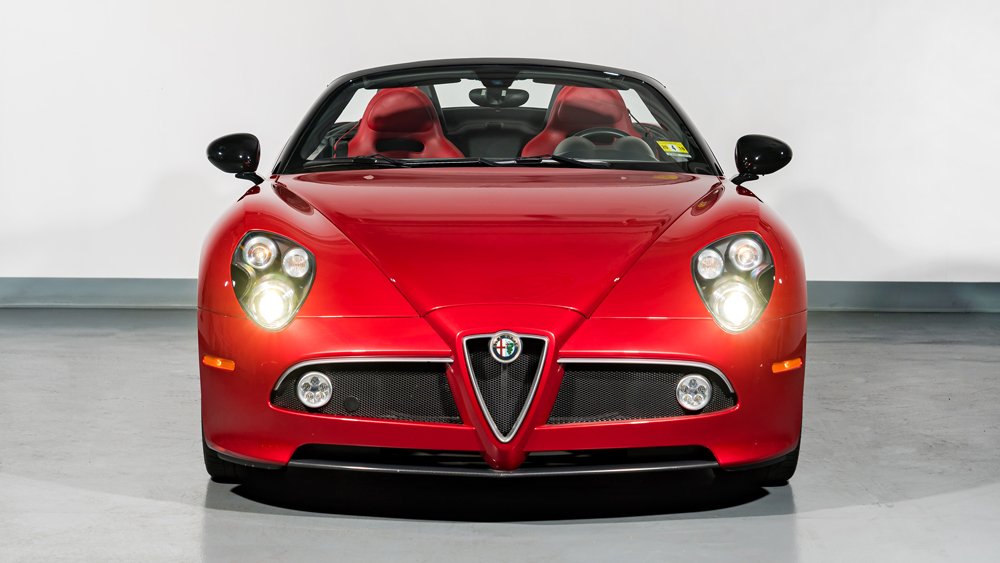 The front view of a 2009 Alfa Romeo 8C Spider.