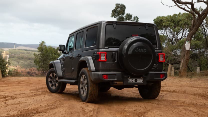 2022 Jeep Wrangler Unlimited Overland review-1