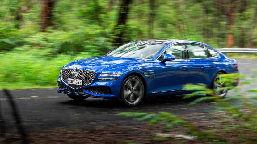 2022 Genesis G80 v 2022 Mercedes-Benz C300 comparison-0