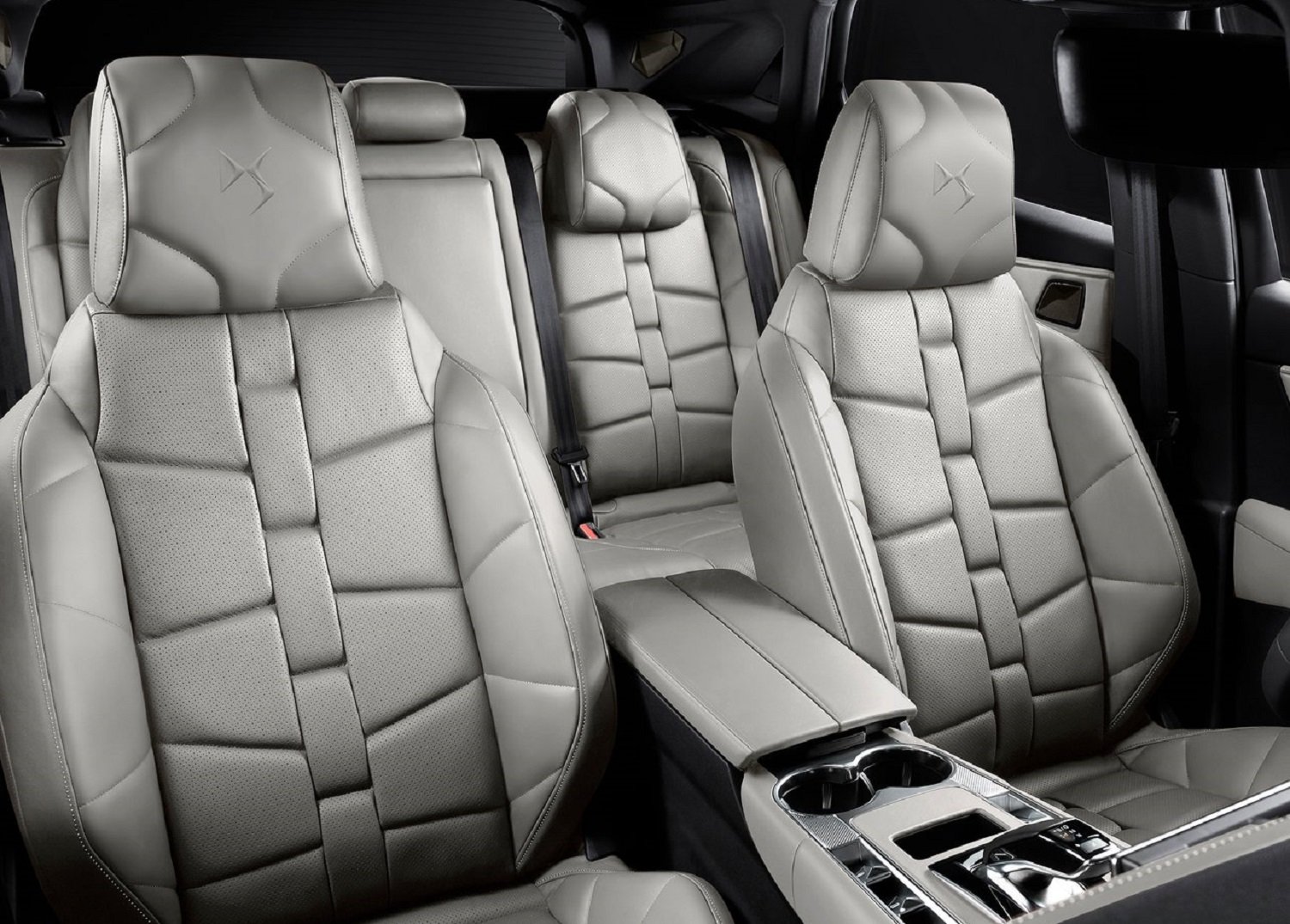 facelift DS 7 revealed