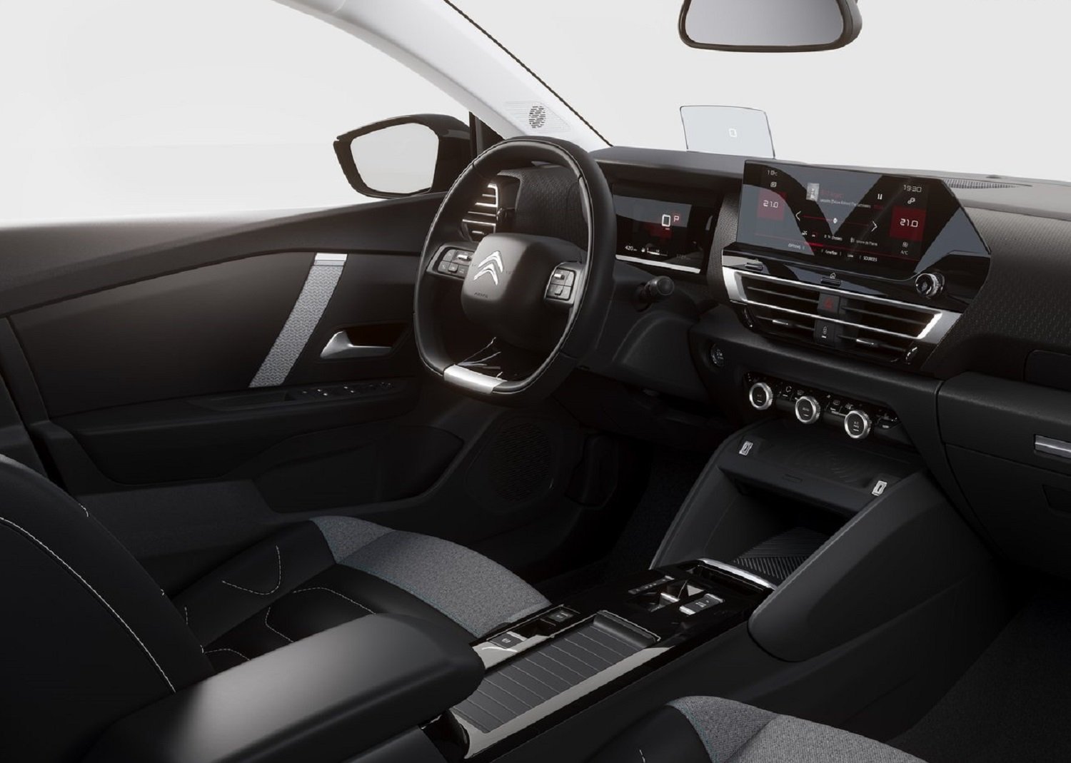 New Citroën C4 X revealed