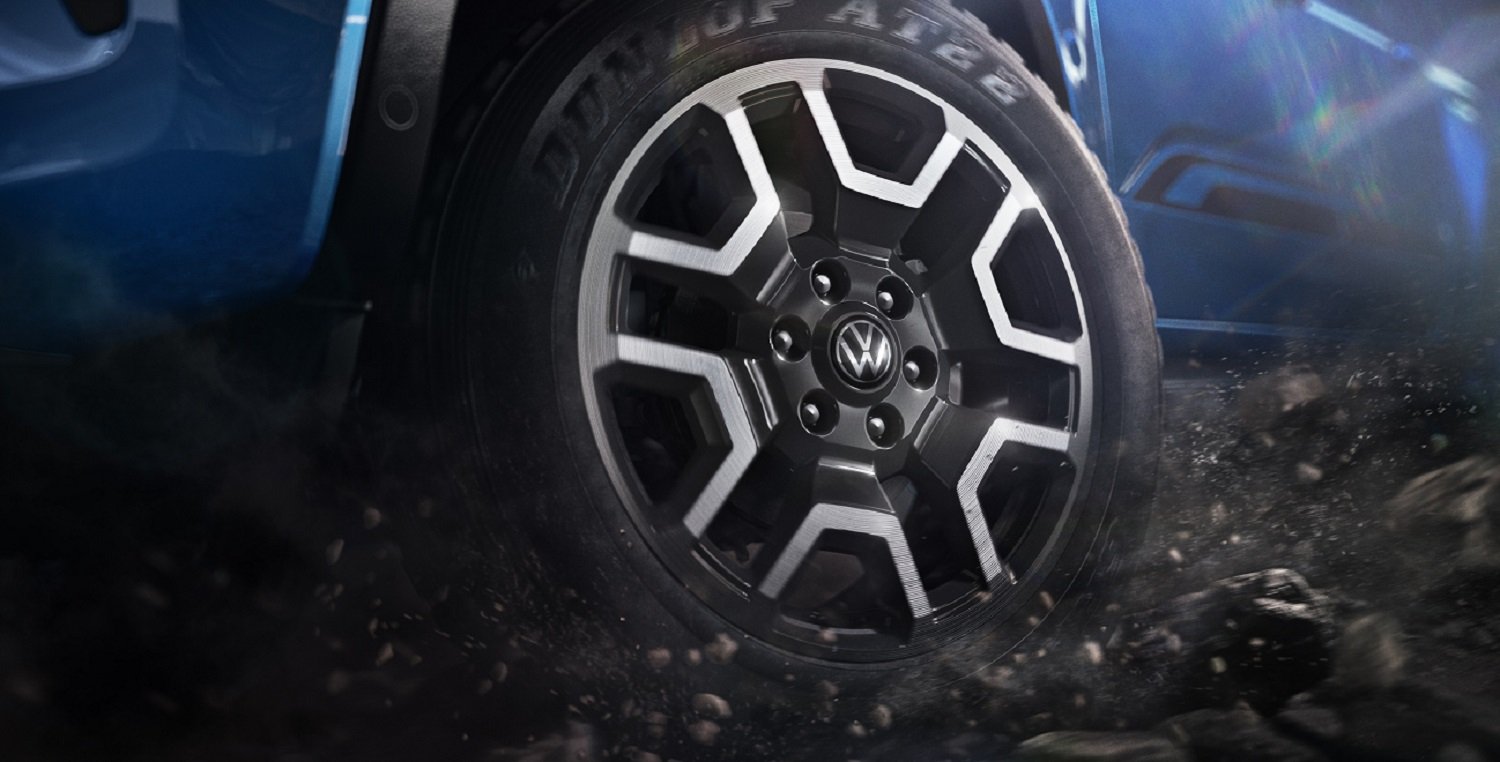 New Volkswagen Amarok teased one last time