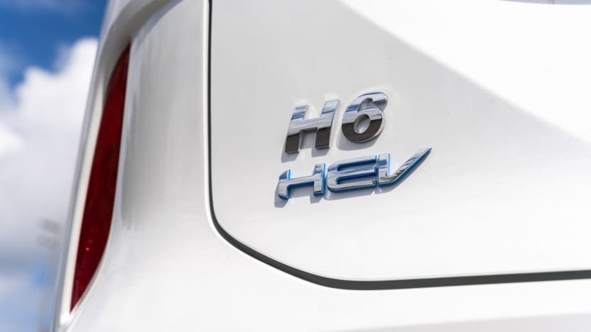 2022 Haval H6 Hybrid v Kia Sportage SX diesel comparison-0