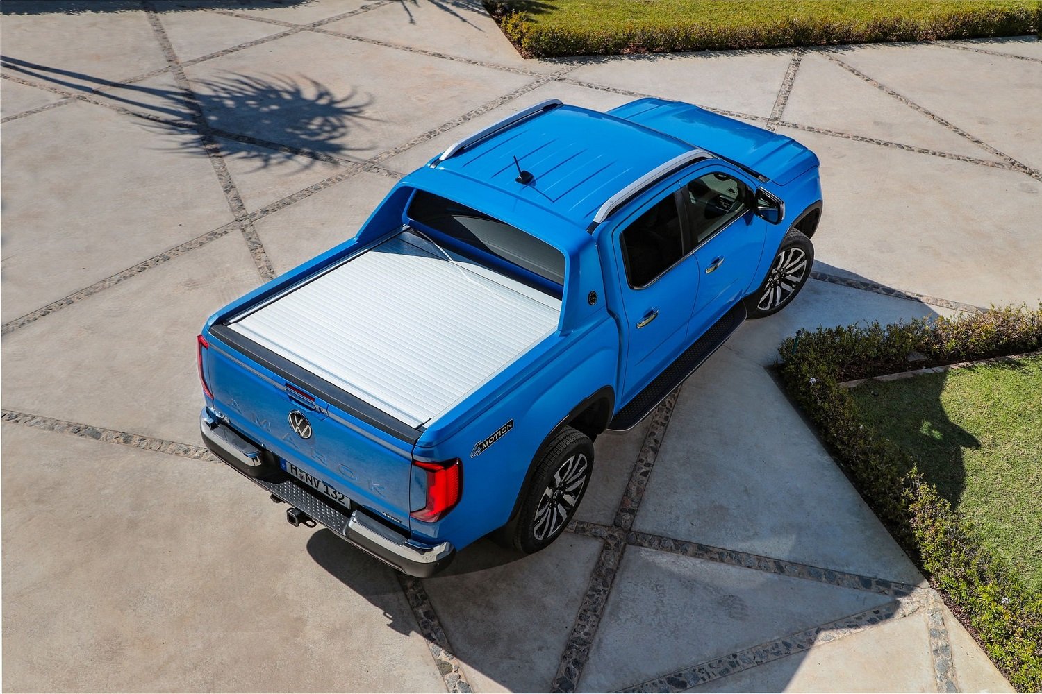 New Volkswagen Amarok revealed