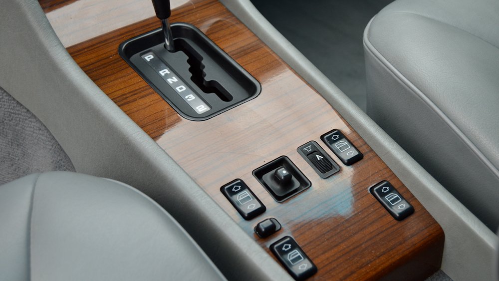 Mercedes-Benz AMG Hammer Coupe interior