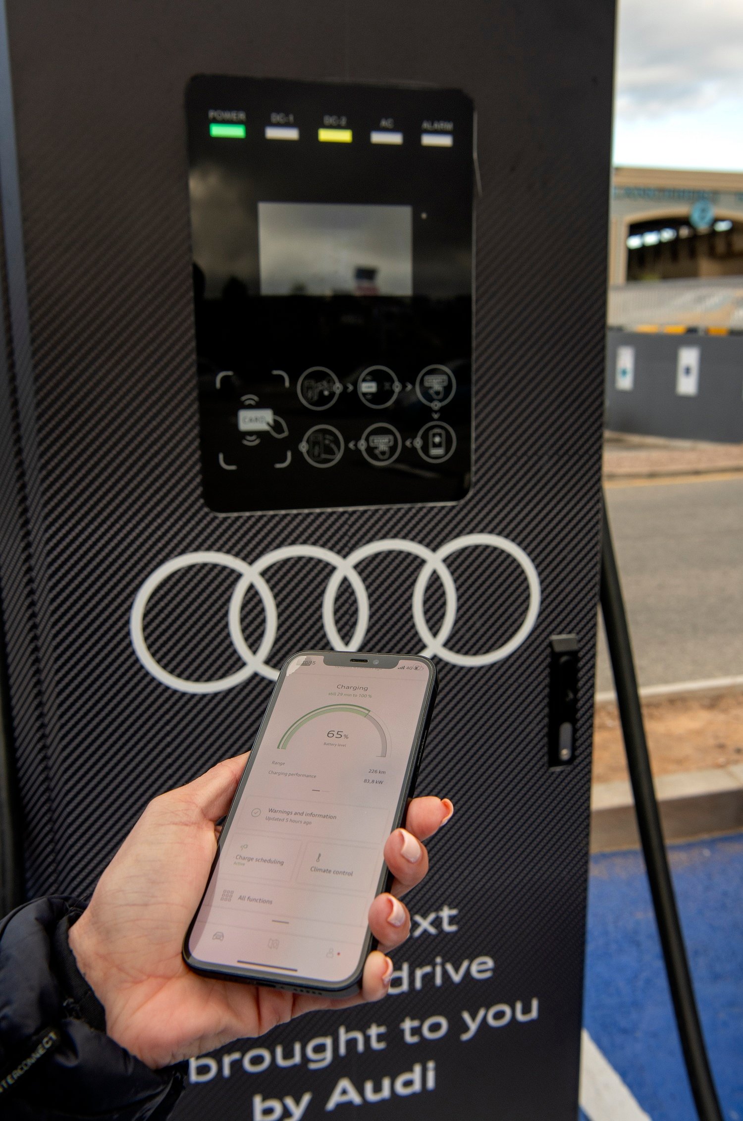 Audi and GridCars introduce more charging stations