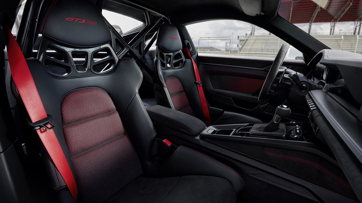 New Porsche 911 GT3 RS revealed