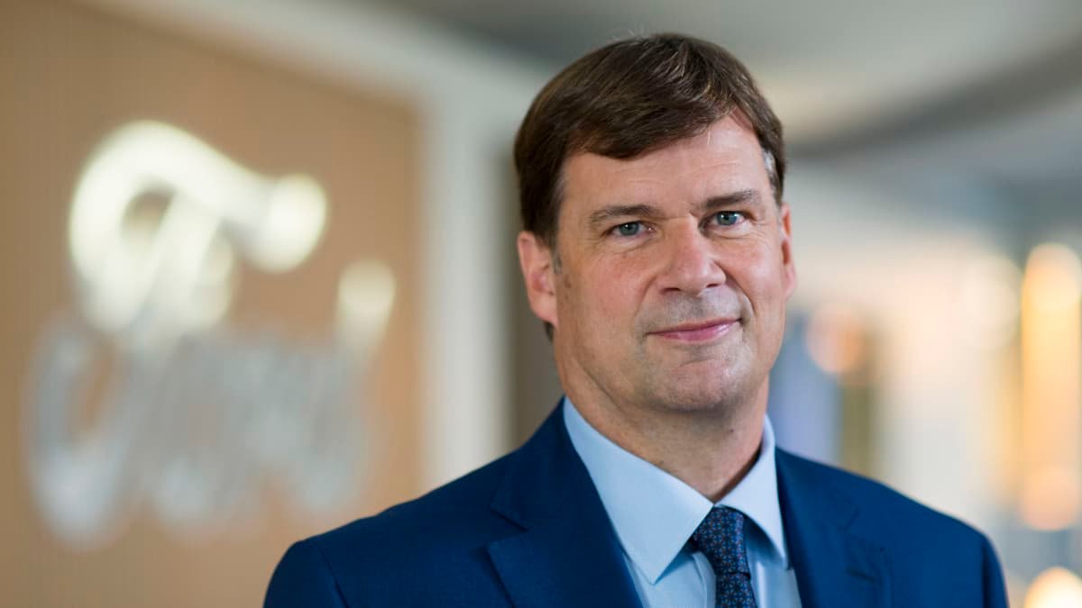 Global Ford boss criticises his engineers for being inefficient