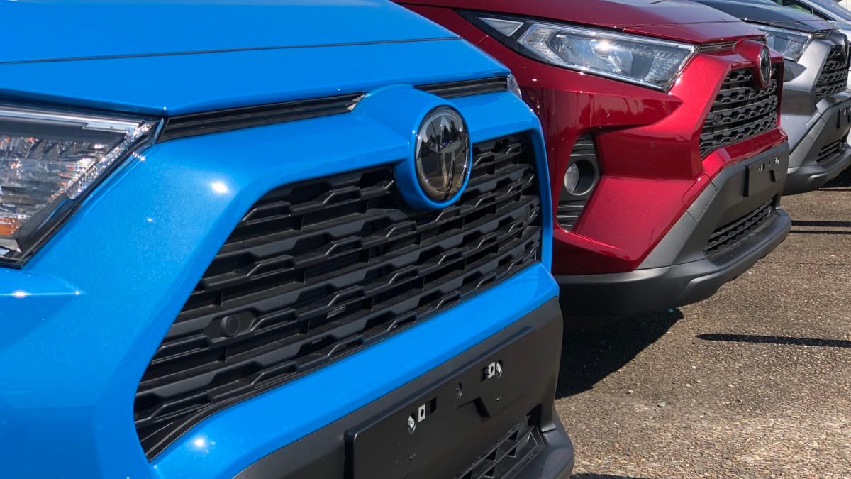 Toyota is trying to stop new-car “scalpers” from pushing up prices-0