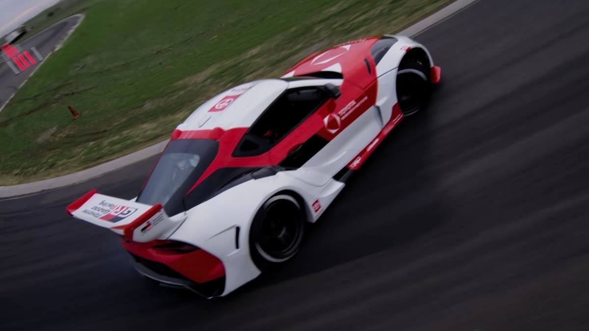 Video: Toyota Supra drifts itself with autonomous technology-0