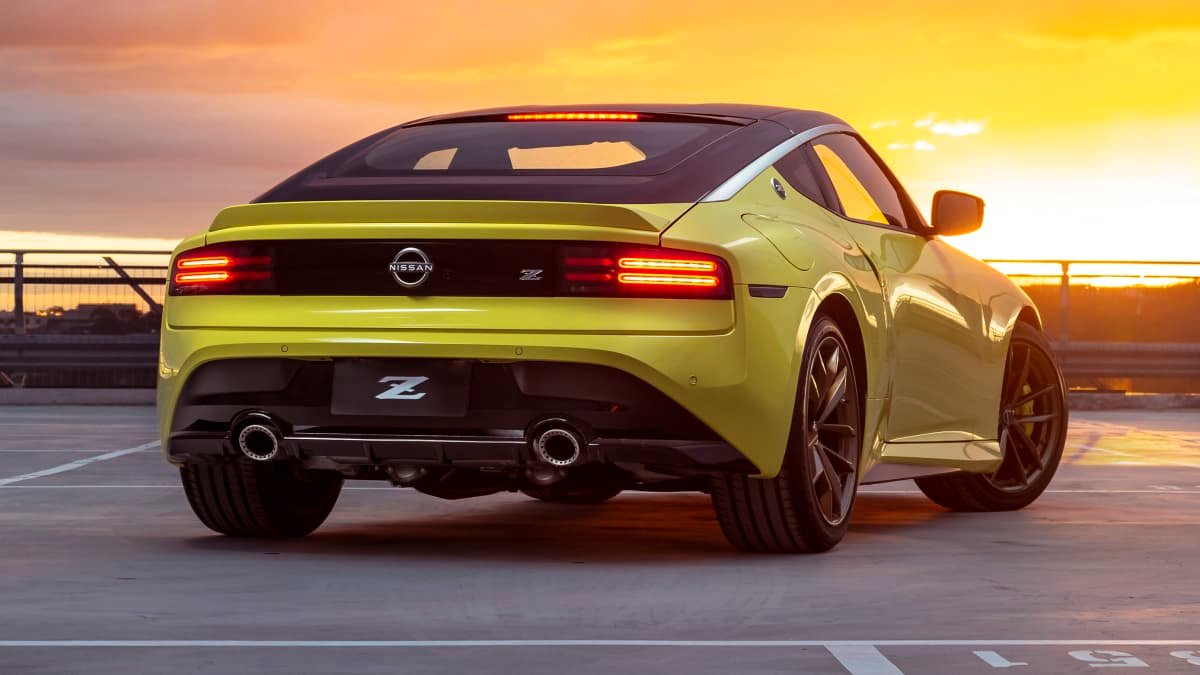 New Nissan Z Coupe based on 370Z to avoid extinction-0