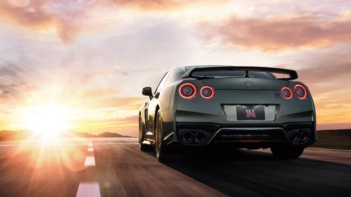 Electric Nissan Z and GT-R not decided, says former chief engineer-1