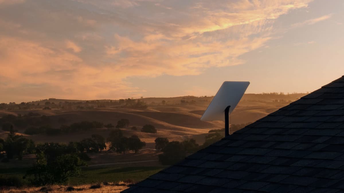 Tesla cars to connect to Starlink satellite phone network in the US-0