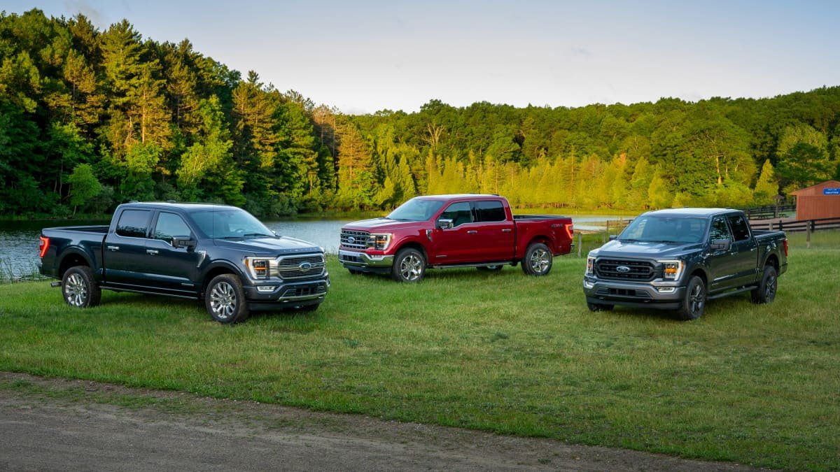 2023 Toyota Tundra v Ford F-150 v Chevrolet Silverado 1500 v Ram 1500 spec comparison-0
