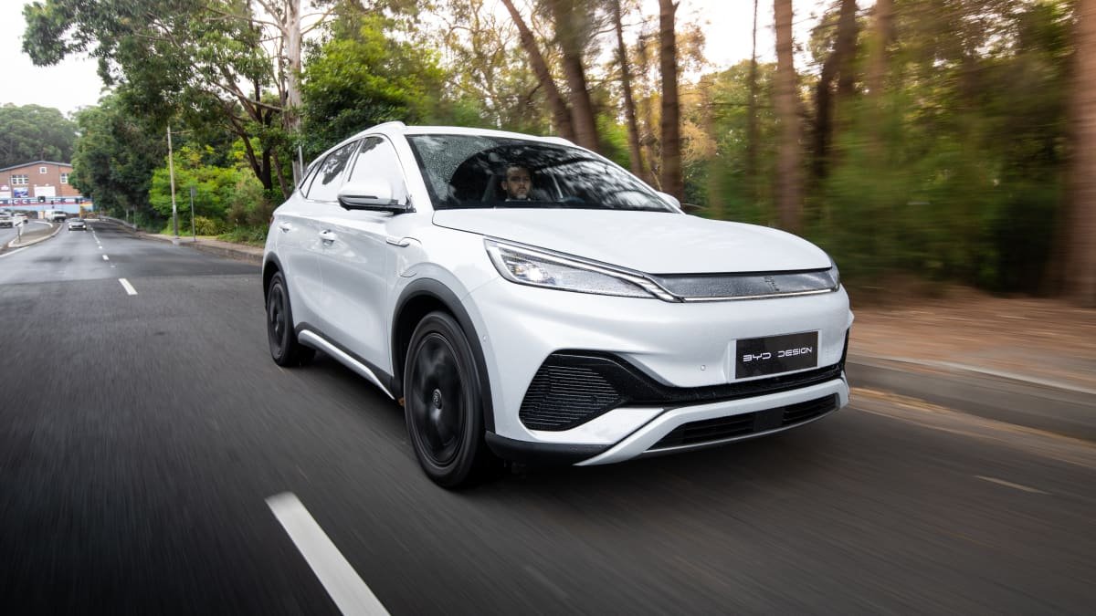 Should I buy a BYD Atto 3 or a Hyundai Kona Electric Elite?-0