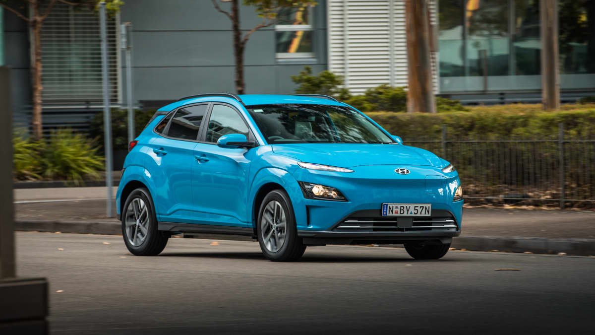 Should I buy a BYD Atto 3 or a Hyundai Kona Electric Elite?-0