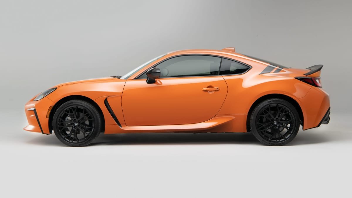 2023 Toyota GR86 limited to 1100 examples in first year, one-in-two customers will miss out-0