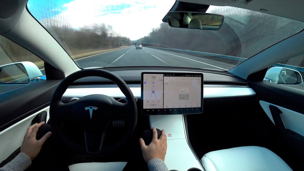 Tesla’s autonomous tech won’t be approved for US roads this year-0