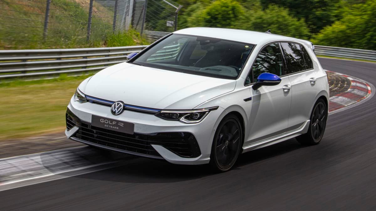 2023 Volkswagen Golf R 20 Years, power boost delayed amid 12-month waits-1