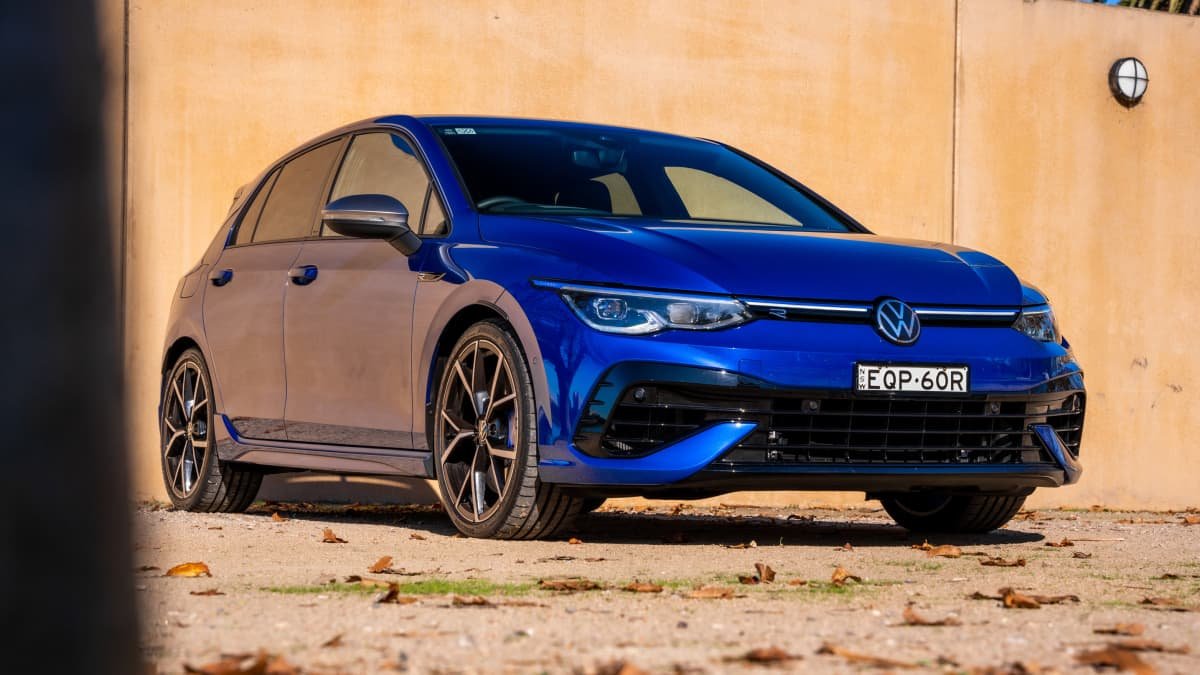 2023 Volkswagen Golf R 20 Years, power boost delayed amid 12-month waits-0