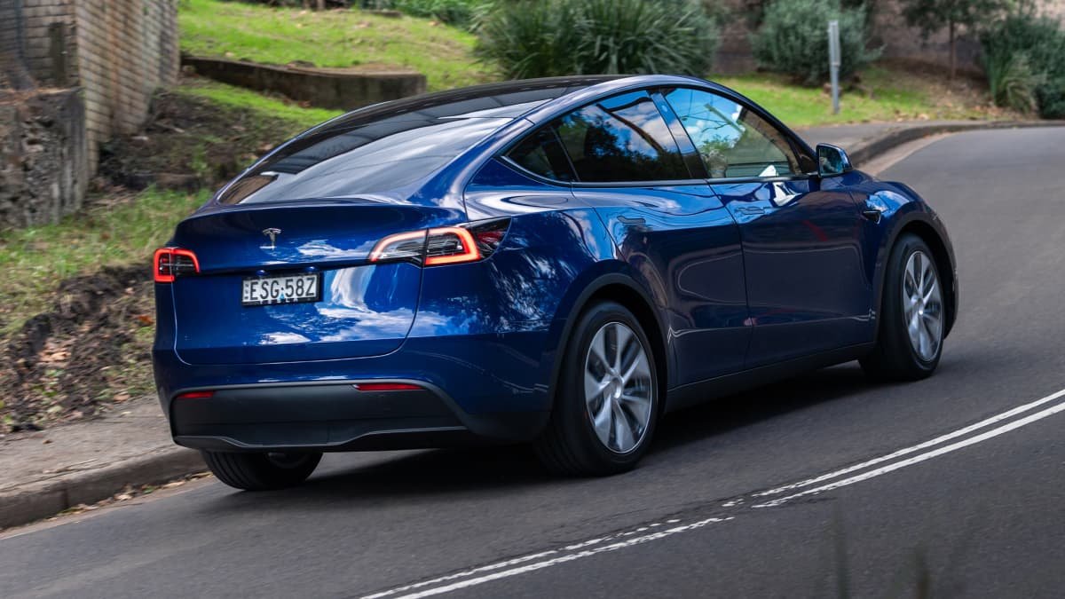 Electric cars and SUVs now outsell manuals in Australia