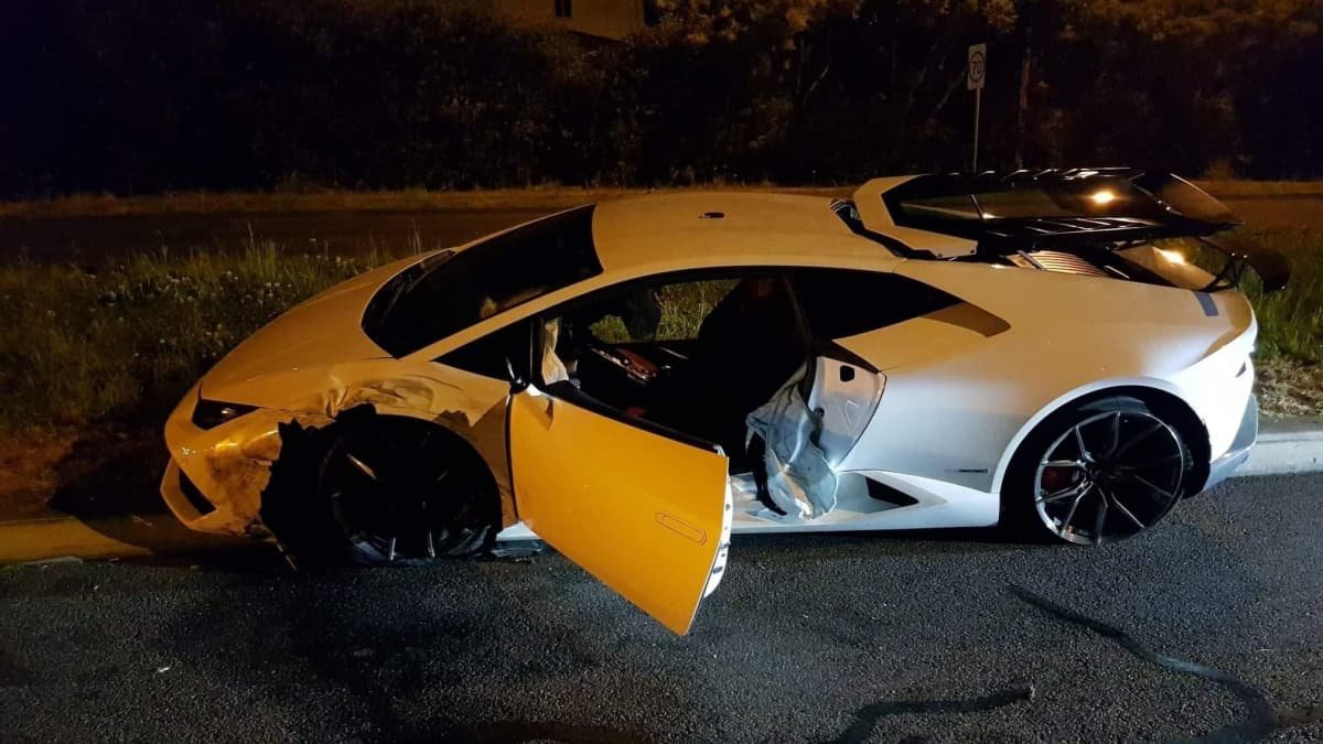 Lamborghini crashes in 200km/h police pursuit after being clocked at double the speed limit-0