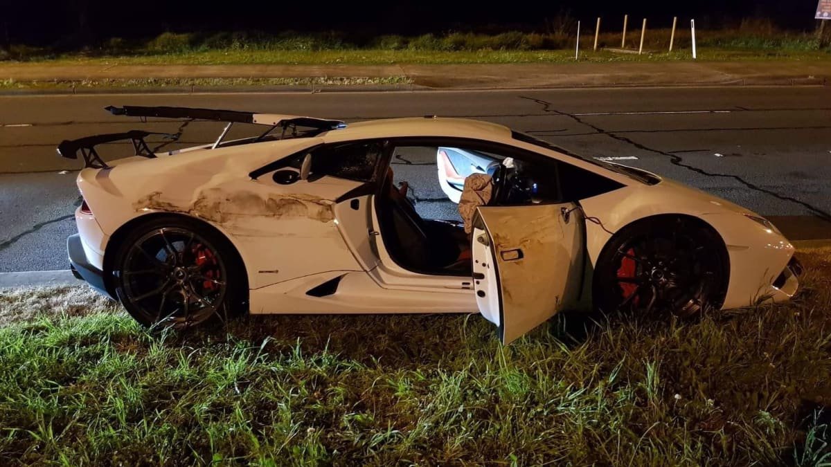 Lamborghini crashes in 200km/h police pursuit after being clocked at double the speed limit-0