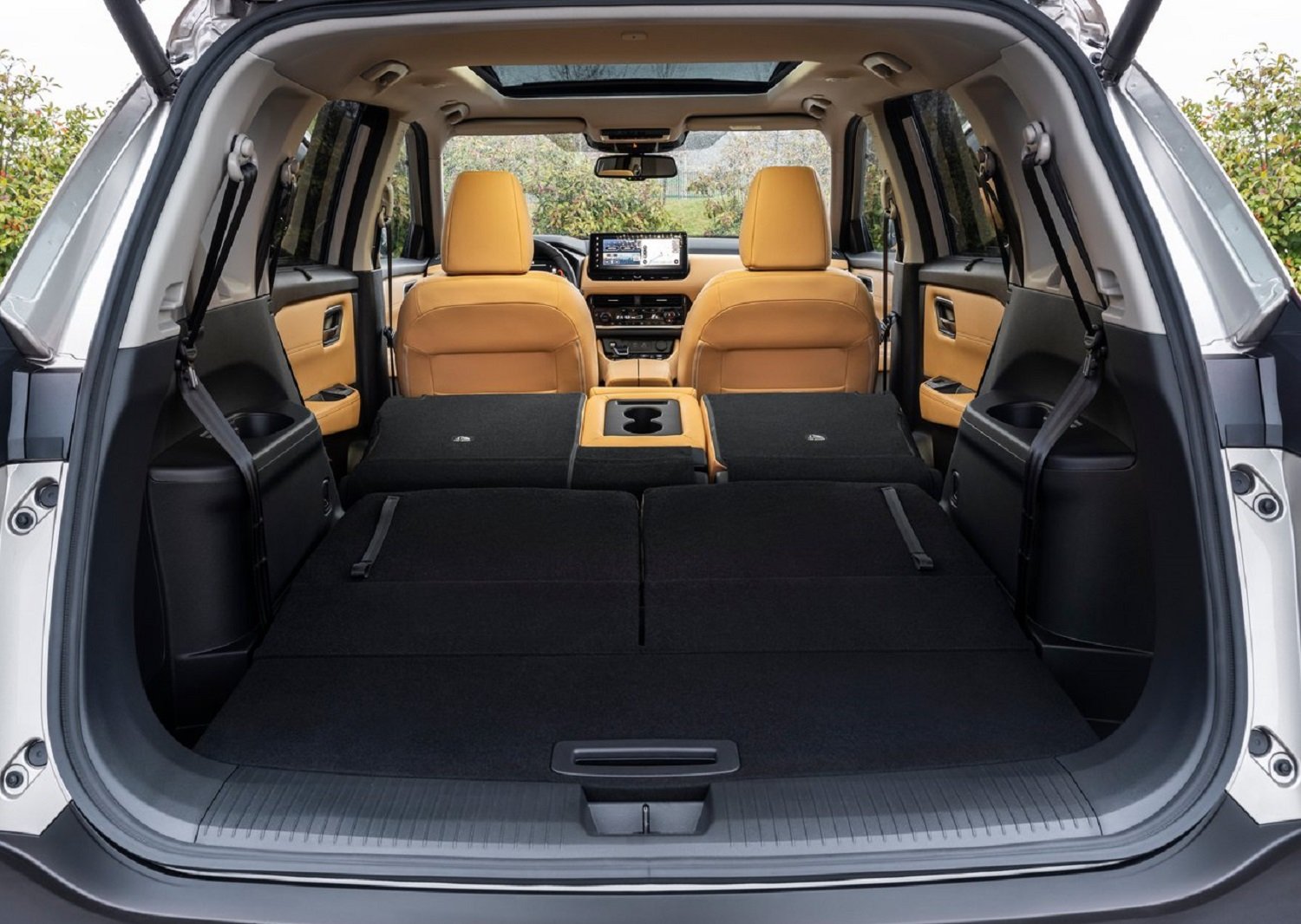 New Nissan X-Trail lands in Europe