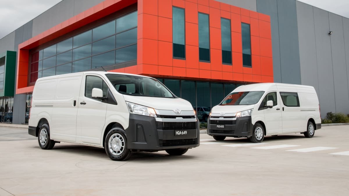 New 2025 Toyota HiAce van to adopt electric power – report-0