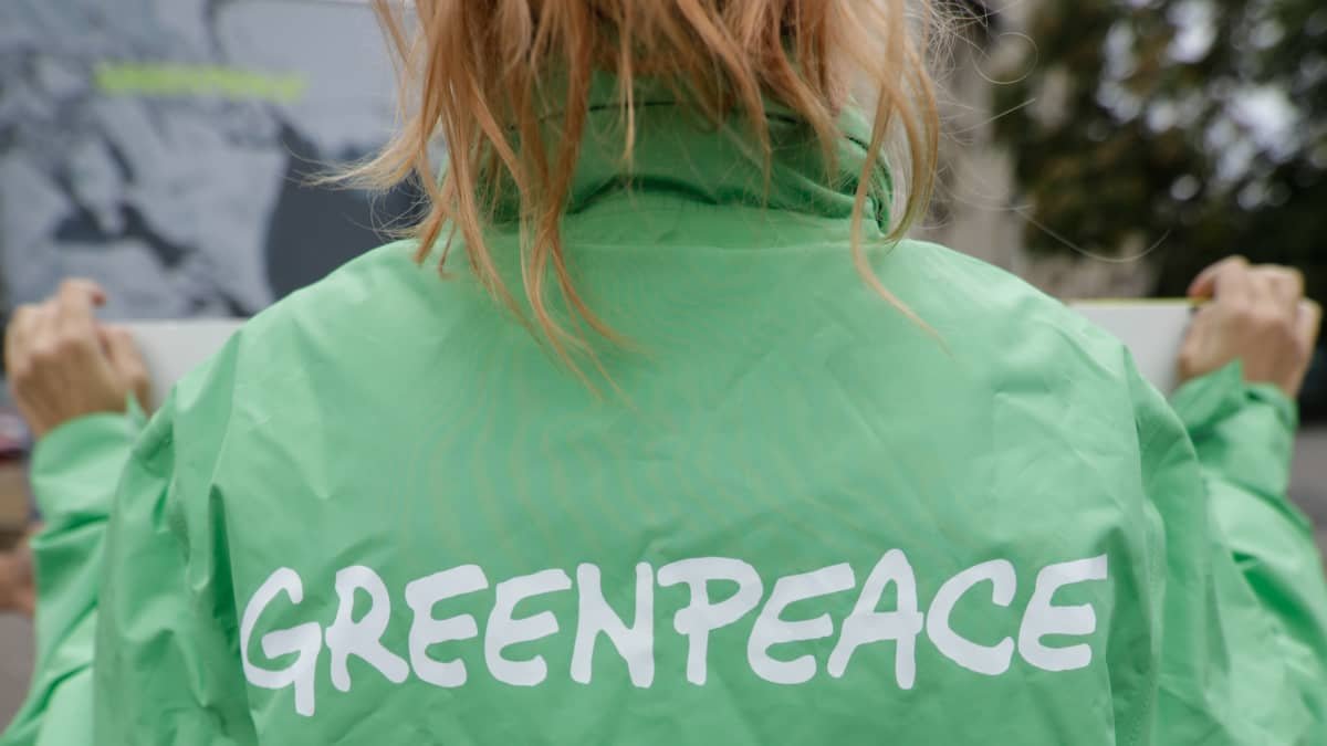 Toyota slammed by Greenpeace over its support of fossil fuels-0