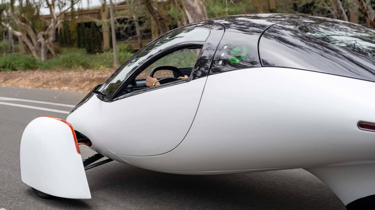 Solar car dream getting closer to reality in the USA-0