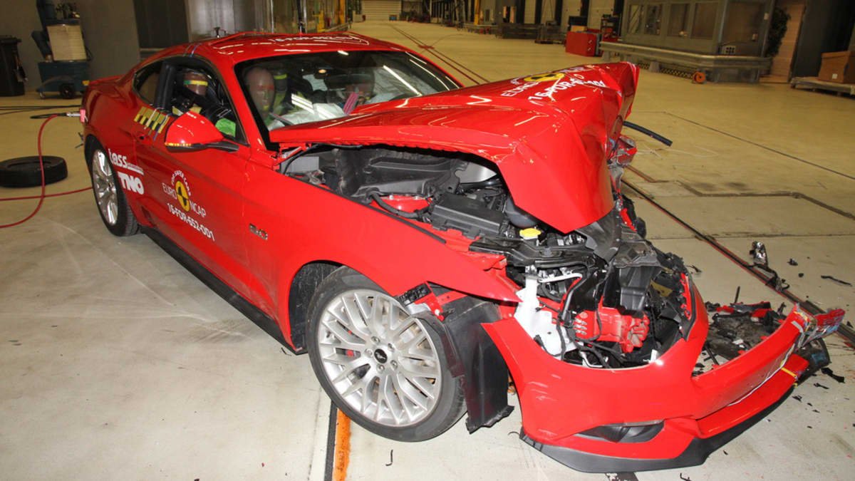 2023 Ford Mustang: Five-star safety rating not guaranteed-0