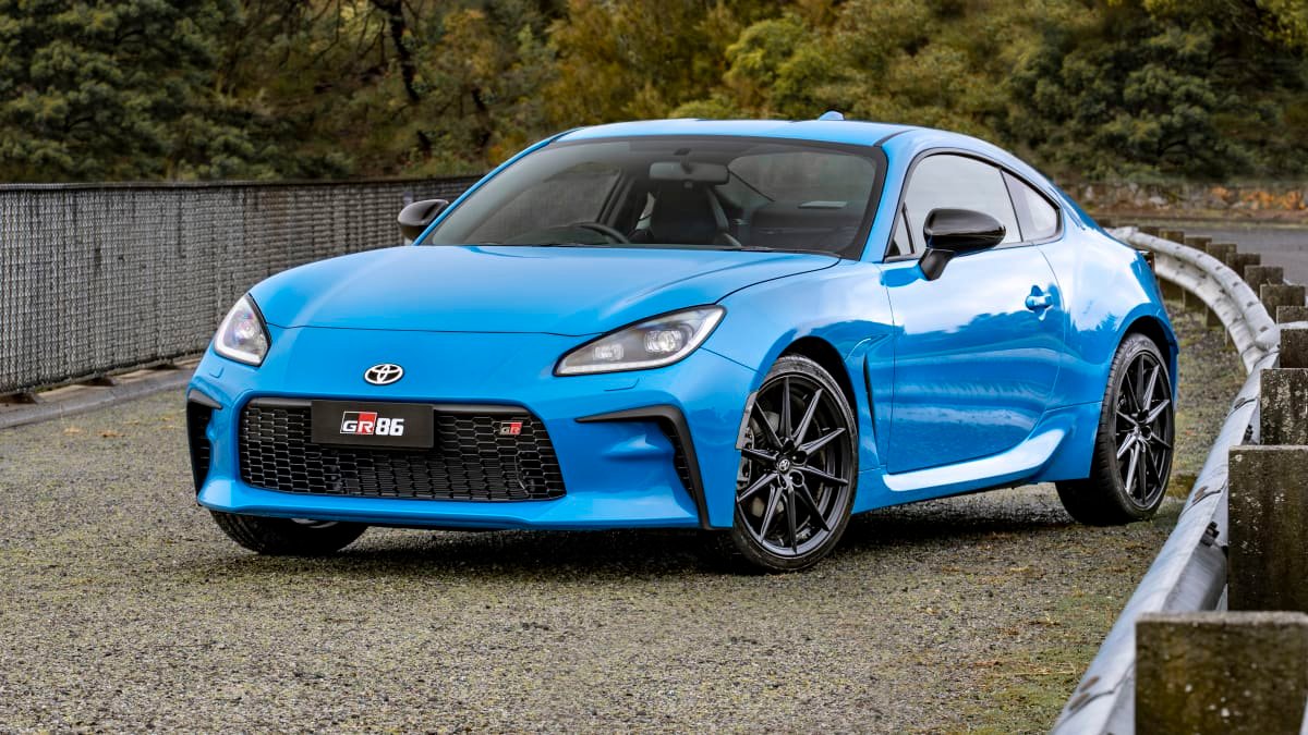 Toyota GR86, Subaru BRZ manuals could be axed in 2025 due to missing safety tech-0