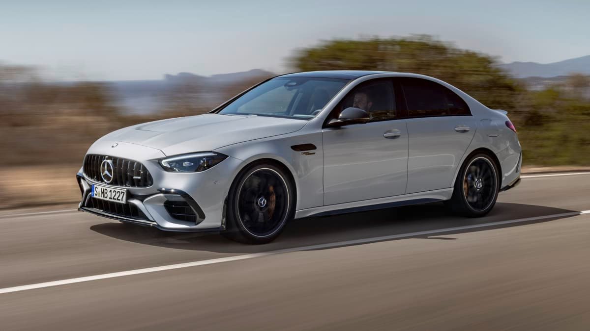 2023 Mercedes-AMG C63 S E Performance revealed: four-cylinder F1 hybrid power, here next year-1