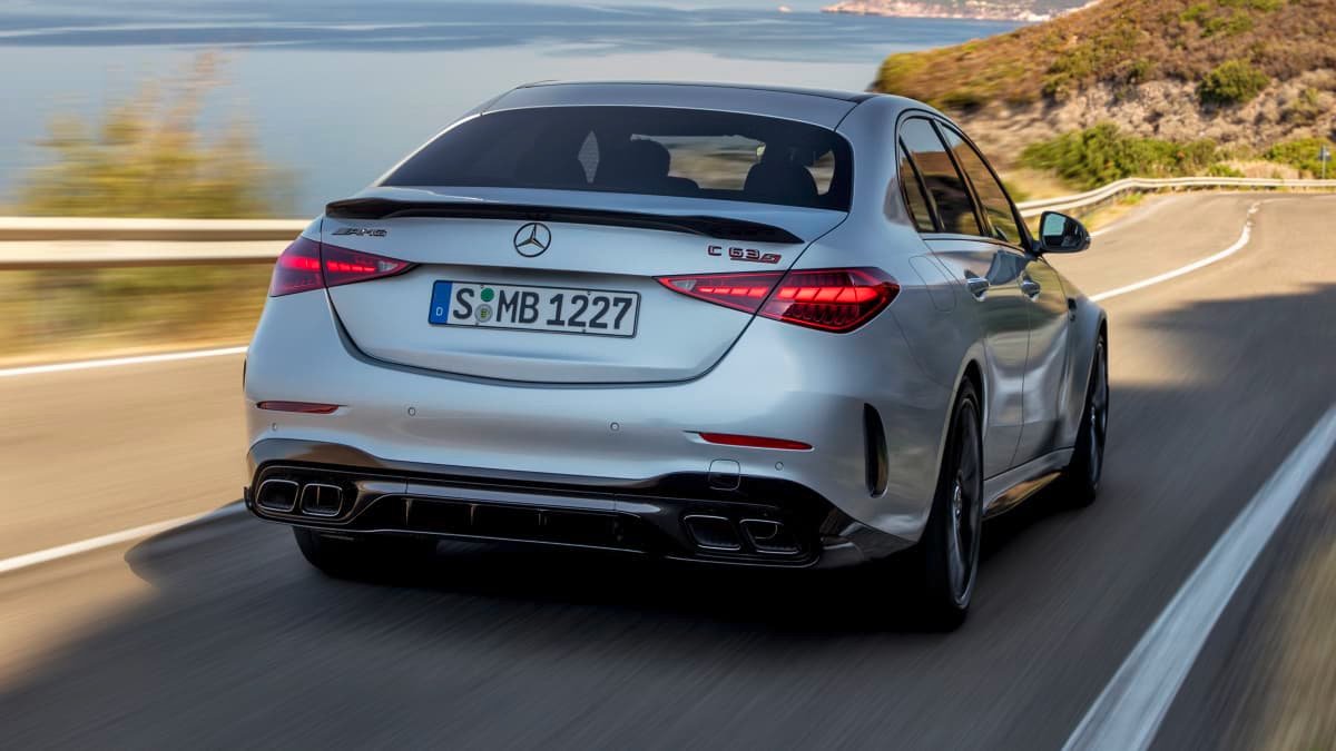 2023 Mercedes-AMG C63 S E Performance revealed: four-cylinder F1 hybrid power, here next year-1