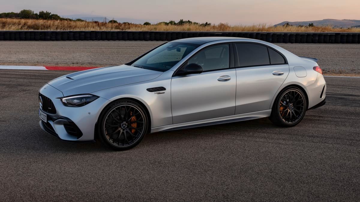2023 Mercedes-AMG C63 S E Performance revealed: four-cylinder F1 hybrid power, here next year-0
