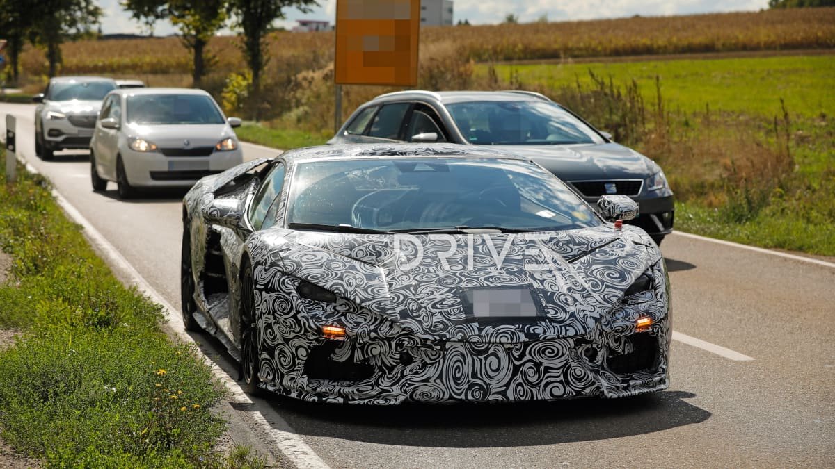 Lamborghini Aventador successor breaks down while testing-0