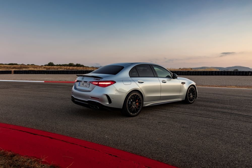 2024 Mercedes-AMG C63 S E PERFORMANCE