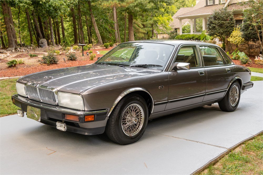 1990 Jaguar XJ6