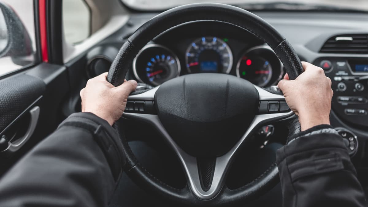 General Motors reinvents the steering wheel – and it moulds to your hands-0